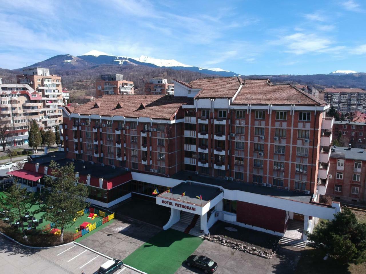 Petrosani Camere De Inchiriat - Hotel Petroshani Srl المظهر الخارجي الصورة